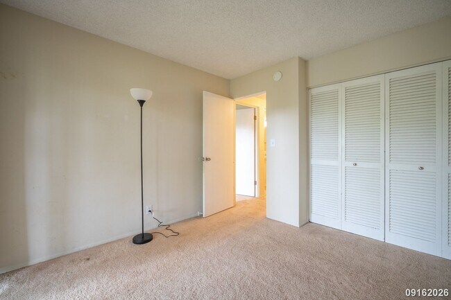 Building Photo - 47-705 Hui Kelu St #3