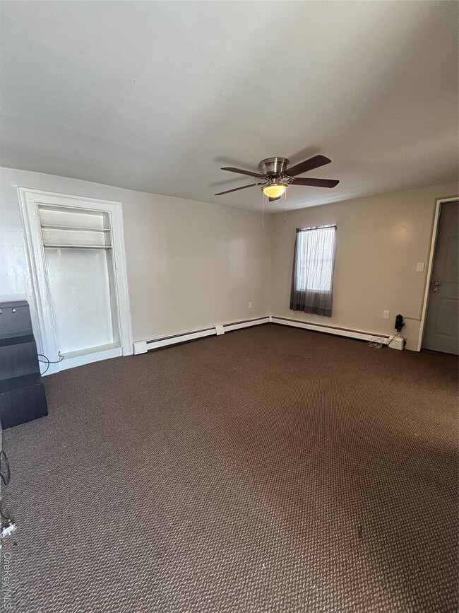 Building Photo - 84 Albany St