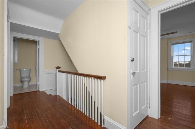 Building Photo - 2800 Chesterfield Blvd