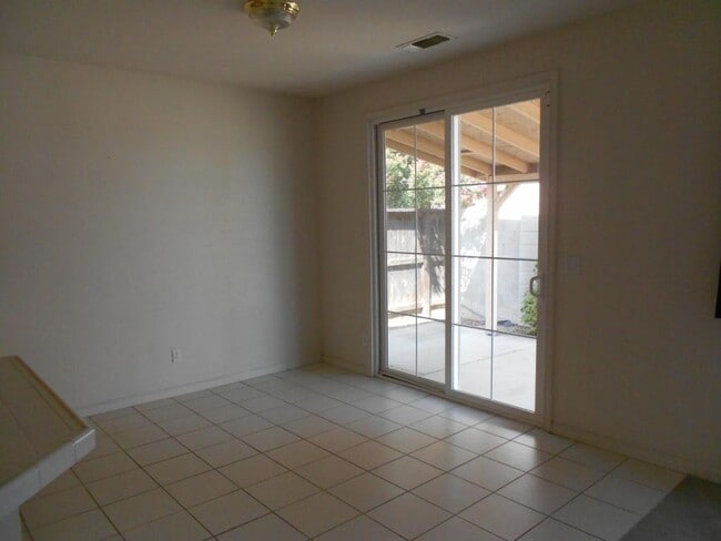 Building Photo - 4458 Everson Way