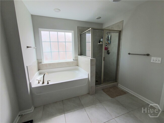 Building Photo - 24 Swallow Tail Cir