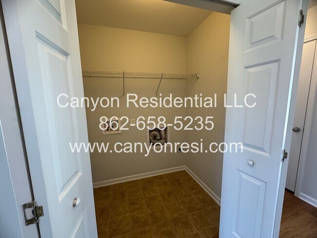 Building Photo - Charming 3-Bedroom Home in Raeford, NC