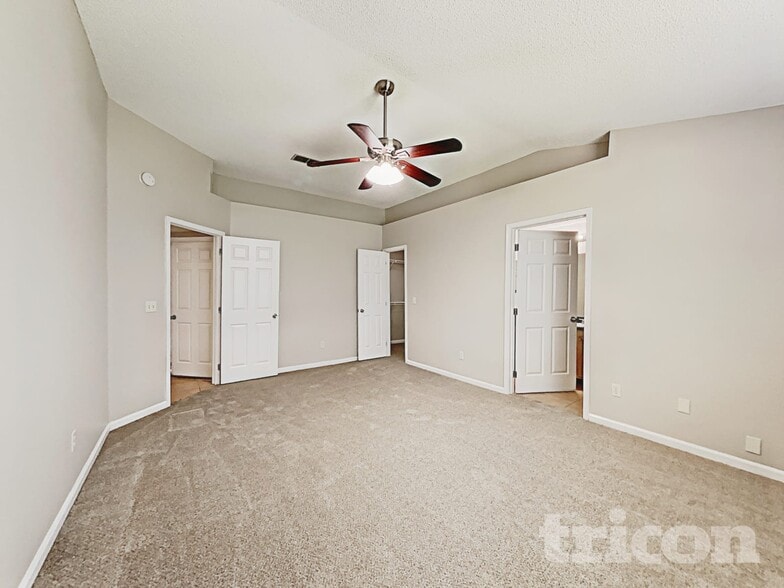 Building Photo - 522 Jimbay Dr