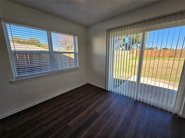 Building Photo - 2400 Meadow Creek Dr