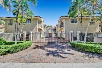 Building Photo - 3135 Gifford Ln