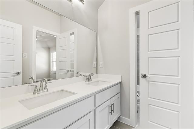 Building Photo - 1720 Palmetto Rd