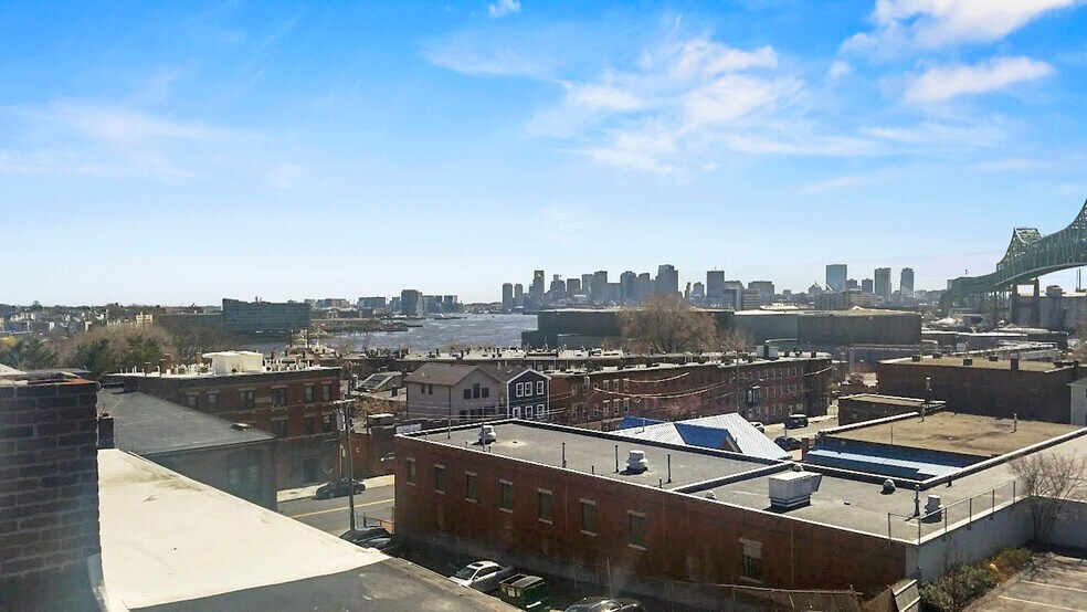 Building Photo - 60 Beacon St