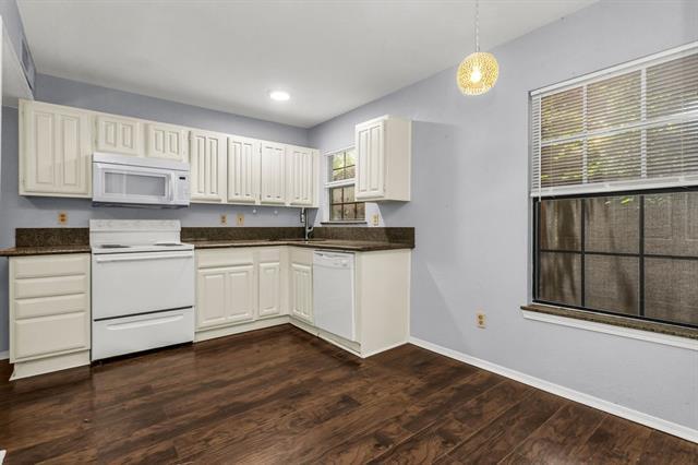 Building Photo - 3038 Harbinger Ln