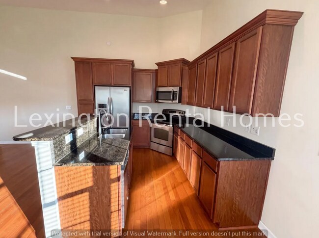 Building Photo - 152 Castlefield Dr