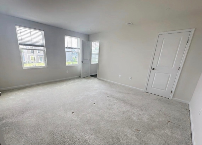 Building Photo - 83 Charlotte St