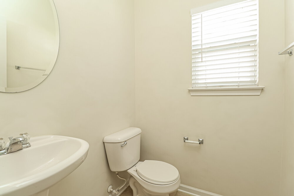 Building Photo - 6908 Sequoia Hills Dr