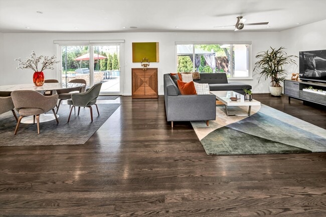 Building Photo - 1790 McKinley Rd