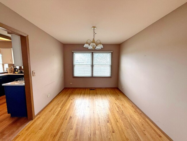 Building Photo - 1013 Pear Tree Ln