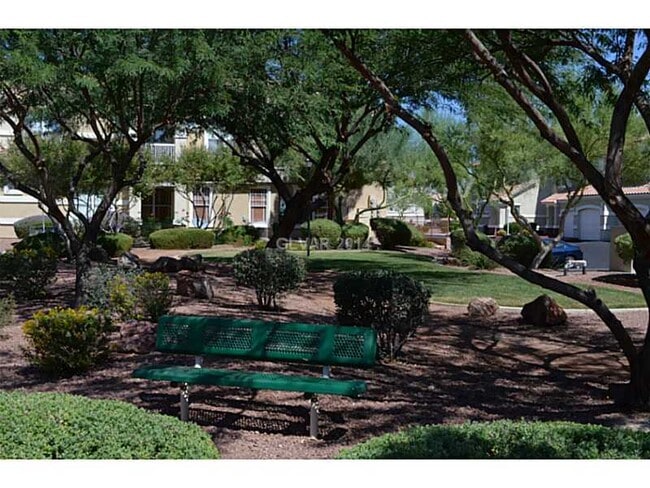Building Photo - Jasmine Ranch Gated Two Bed Condo!!