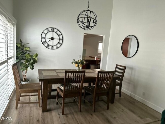 Building Photo - 1521 N H St