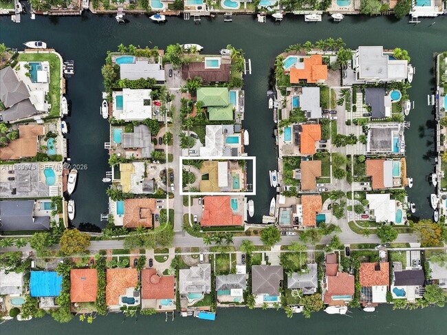 Building Photo - 12930 Oleander Rd