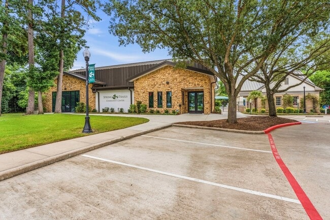 Building Photo - 27730 Geneva Hills Ln