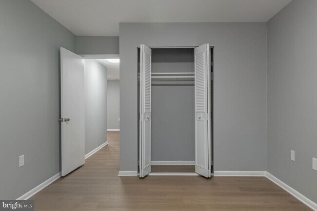 Building Photo - 3356 Woodburn Rd