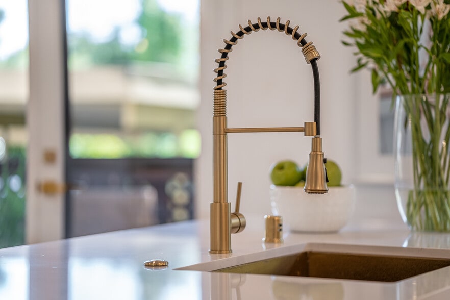 Building Photo - 40 Seacliff Dr