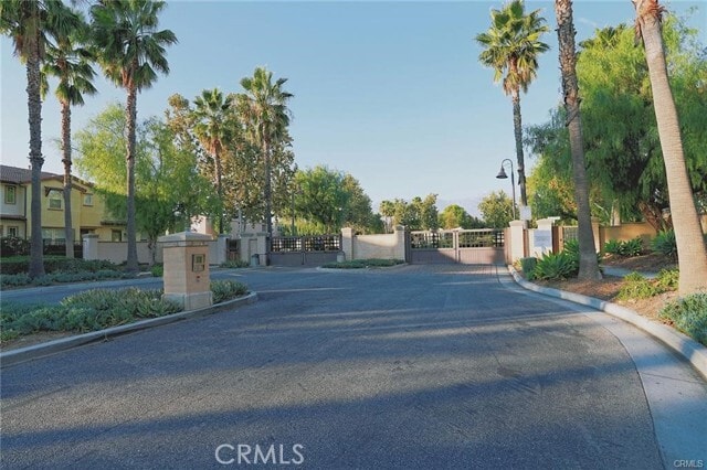 Building Photo - 2908 E Via Fiano