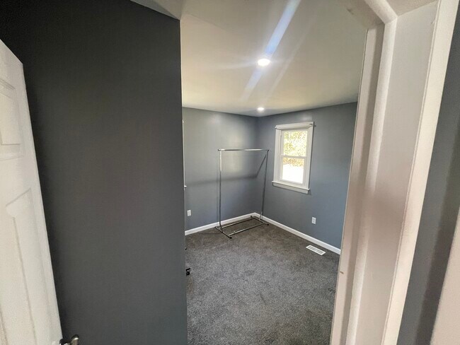 Building Photo - 1280 Lehman Ave