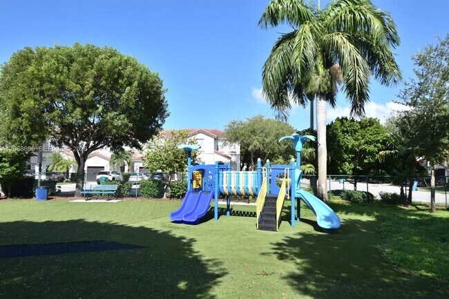 Building Photo - 7855 NW 110th Ave