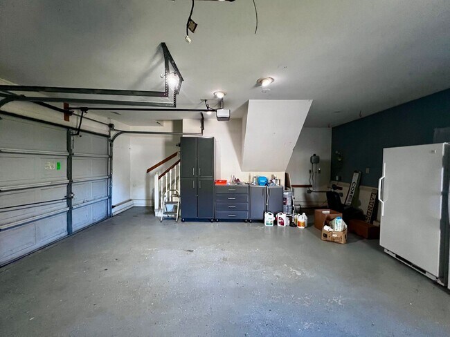 Building Photo - Beautiful home in the desirable Wellington...