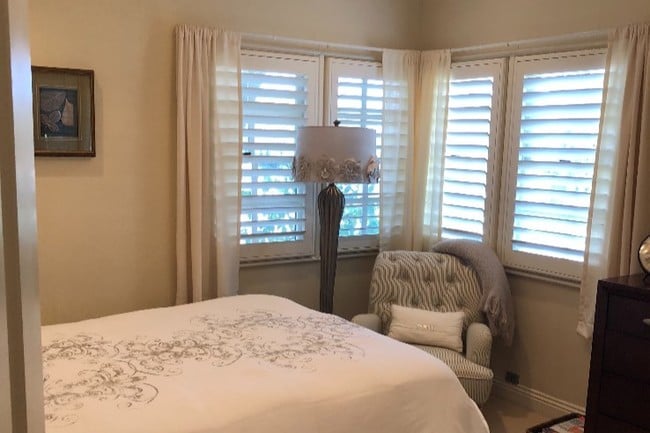 Guest/Maid Bedroom - 4542 Westchester Dr