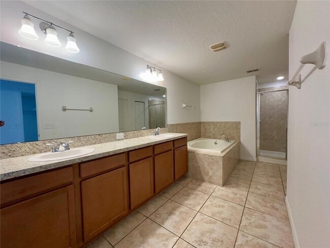 Building Photo - 3606 Rodrick Cir