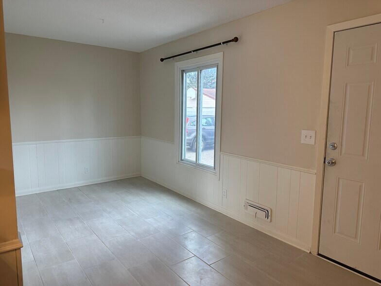 Dining room - 1364 Poppyseed Dr