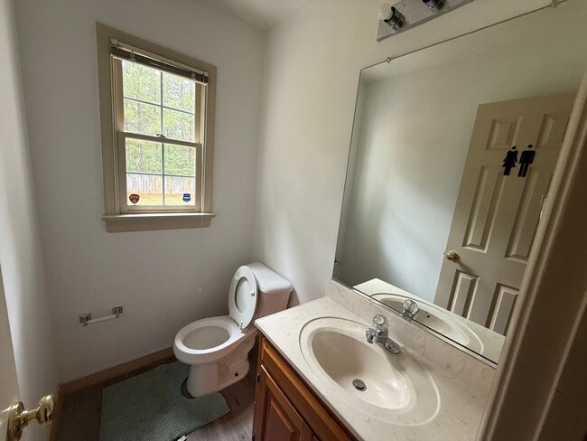 Building Photo - 8207 Whirlaway Dr