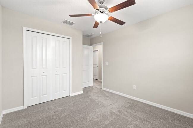 Building Photo - Like New Home For Rent in Touchstone!