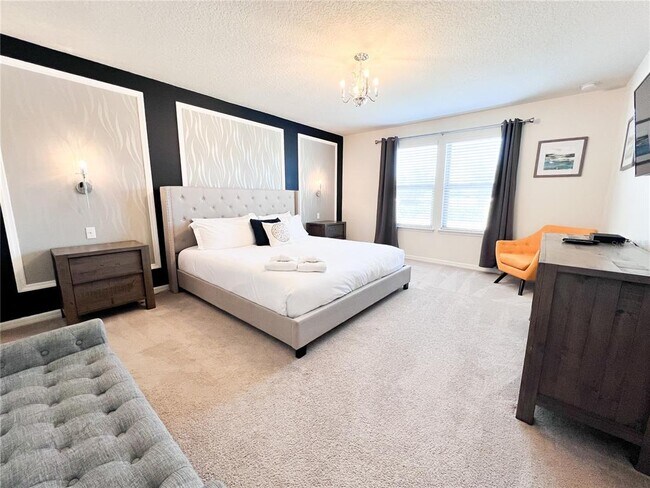 Building Photo - 2442 Dubai St