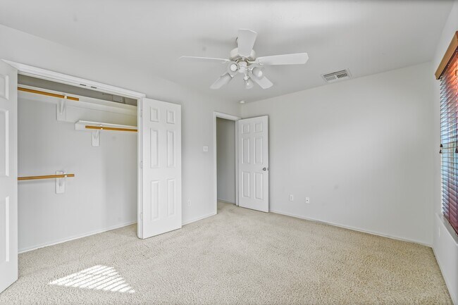 Building Photo - 16210 Bloom Meadow Tr