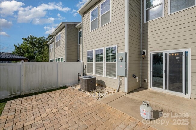 Building Photo - 630 Cypress Glen Ln