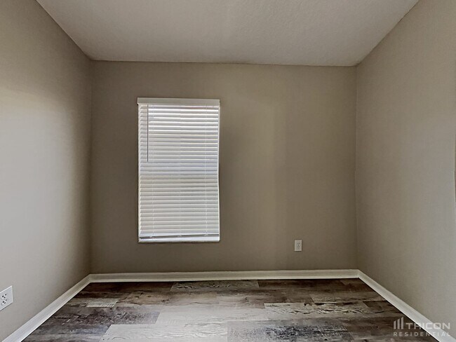 Building Photo - 133 Fern Springs St