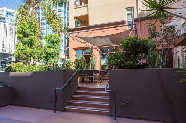 Building Photo - 2400 Fifth Ave