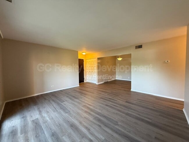 Building Photo - 621 Tralee Ct