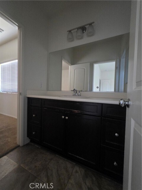 Building Photo - 3253 Quarry Dr