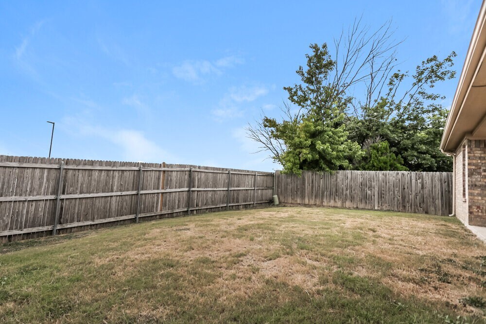 Building Photo - 10213 Dallam Ln