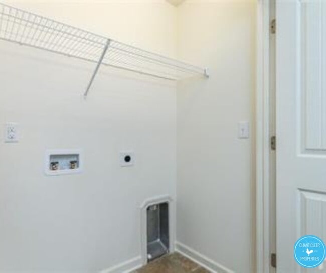 Building Photo - 25 Belhaven Dr