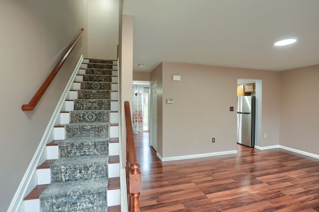 Building Photo - 1284 Hunters Ridge Dr