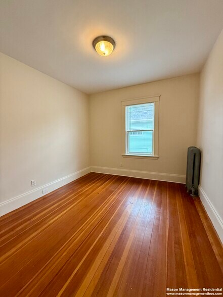 Building Photo - 68 Putnam St