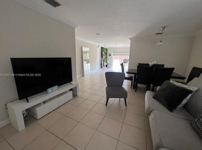 Building Photo - 7317 NW 173rd Dr