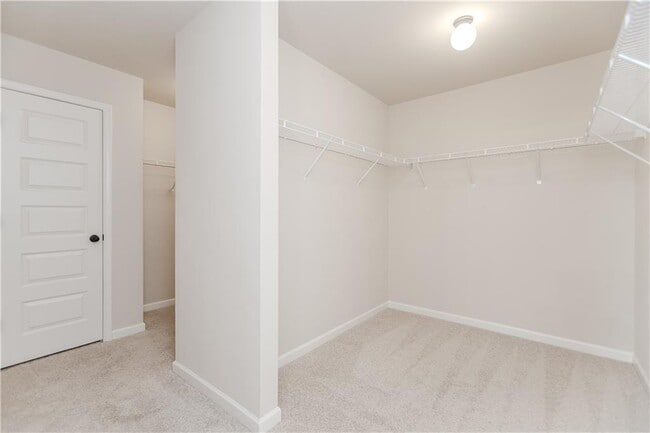 Building Photo - 6354 Brookridge Dr