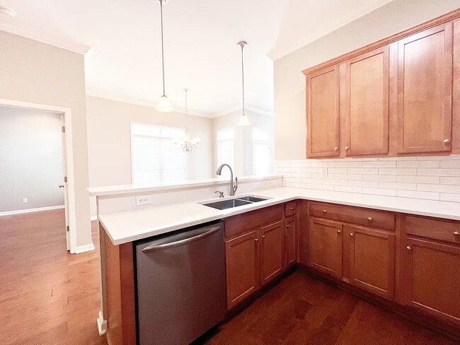 Building Photo - 107 Olde Towne Dr