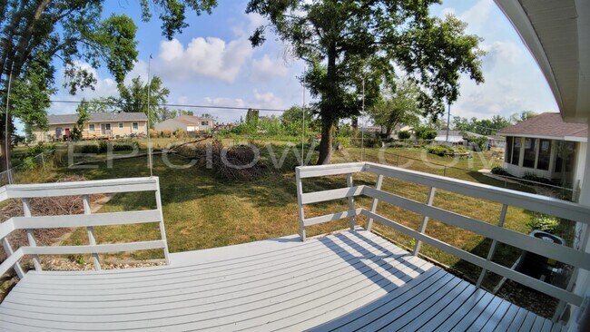 Building Photo - 5808 Underwood Ave SW