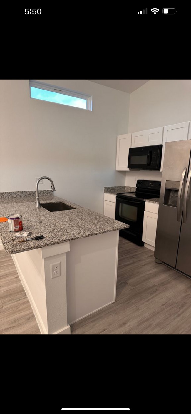 Building Photo - 920 Illinois Ave