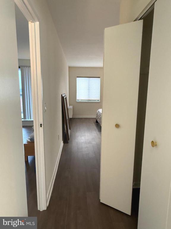 Building Photo - 200 Lombard St