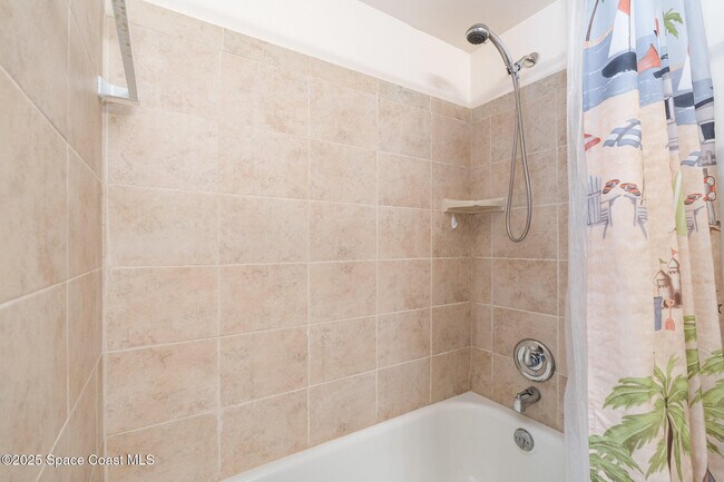 Building Photo - 4800 Ocean Beach Blvd